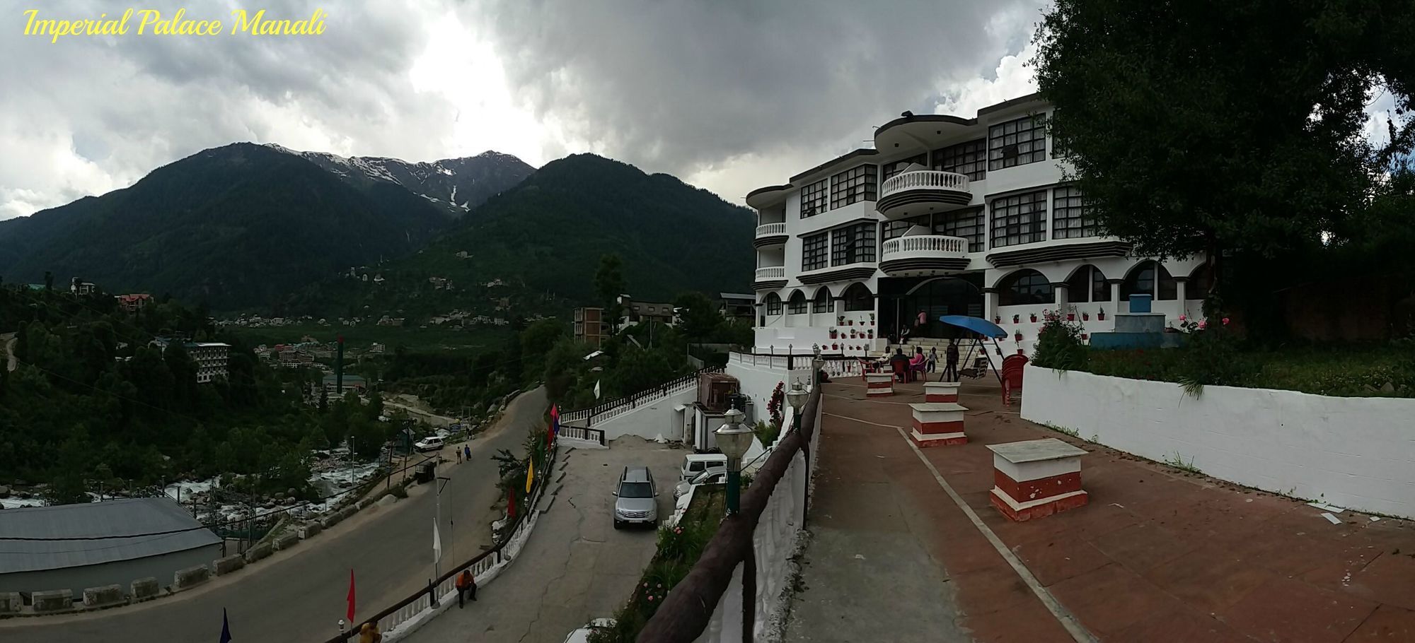 Hotel Imperial Palace Manali  Exterior photo